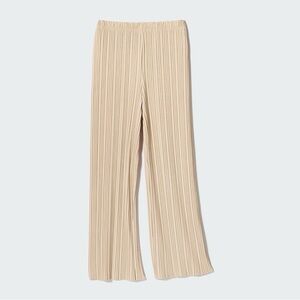 Uniqlo Pleated Straight Pants Beige Size Medium